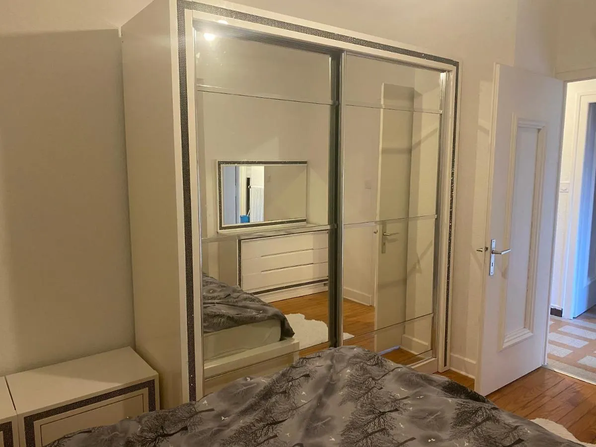 Maison 5 Chambres 2 Salons Saint-Pierre-en-Faucigny Holiday home